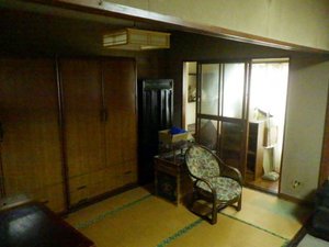 タンスや家具類・家電の回収をしましたの施工前