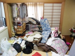 お母様が施設へご入所されるということで、生前整理をいたしました。の施工前