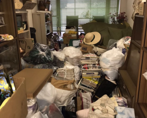 足の踏み場がないような状態からでもきれいにお片付けいたしますの施工前