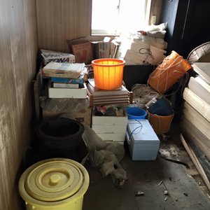 四畳半の物置部屋の場合の施工前