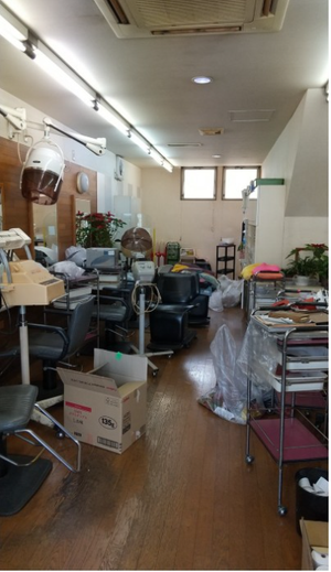 店舗内の残置物撤去のご依頼(380,000円)の施工前