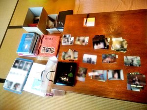 生前整理で写真整理の施工前