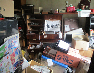 【3DK】マンション3階、ゴミ回収清掃のご依頼(111,000円)の施工前