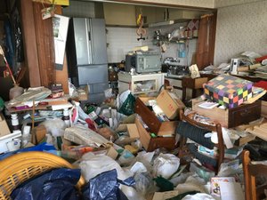 【3LDK】ゴミ屋敷片付けのご依頼の施工前