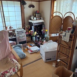 4LDK+物置・市営住宅の遺品整理の施工前