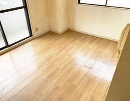 【2DK】散らばった衣類や日用品・段ボールなどの撤去(92,000円)の施工後