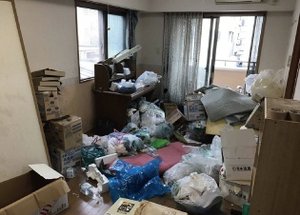 空家の片付けの施工前
