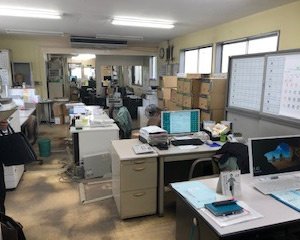解体工事に伴う残置物撤去作業の施工前