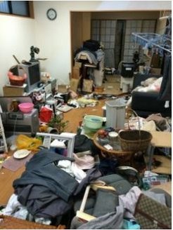 貴重品やアルバムも捜索いたします。の施工前