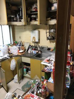 4LDK +物置解体を2日間で作業いたしました。の施工前