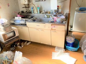 キッチンの不用品整理の施工前
