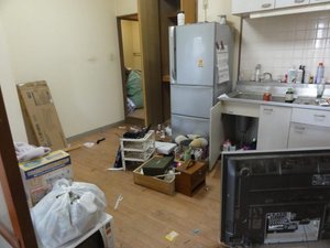 引っ越し後の片付け作業の施工前