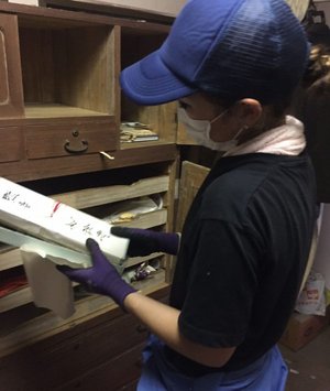 離れでの作業(写真はどちらも作業中のものです)の施工後