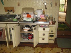 高松市での遺品整理・不用品回収の施工前