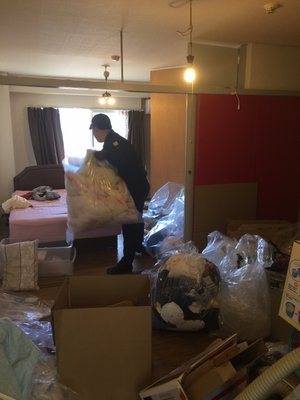 船橋市のご遺品整理:賃貸物件の孤独死清掃もお任せください。の施工前
