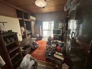 5LDK・二世帯住宅のゴミ屋敷片付けの施工前