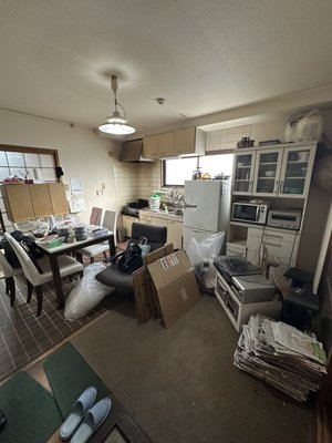 4LDK+お庭の遺品整理の施工前