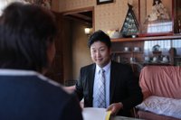 打ち合わせに重きをおき、専任スタッフが最初から最後まで責任を持って担当いたします。