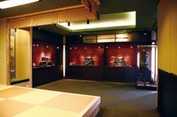 全国顧客数1万人以上の実績があり、年間1000点以上の売買実績が自慢です。